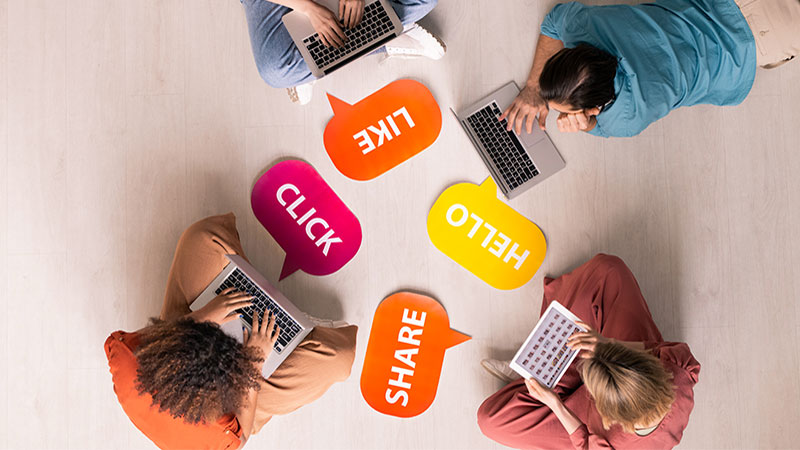 How To Harness Social Media To Attract New Diners