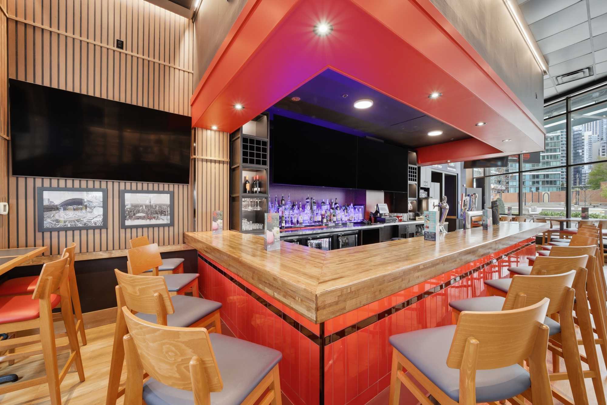 Starting a Chicken Wings Business in 2025: What Entrepreneurs Need to Know